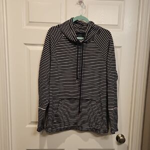 Old Navy Navy and White Striped Sweater